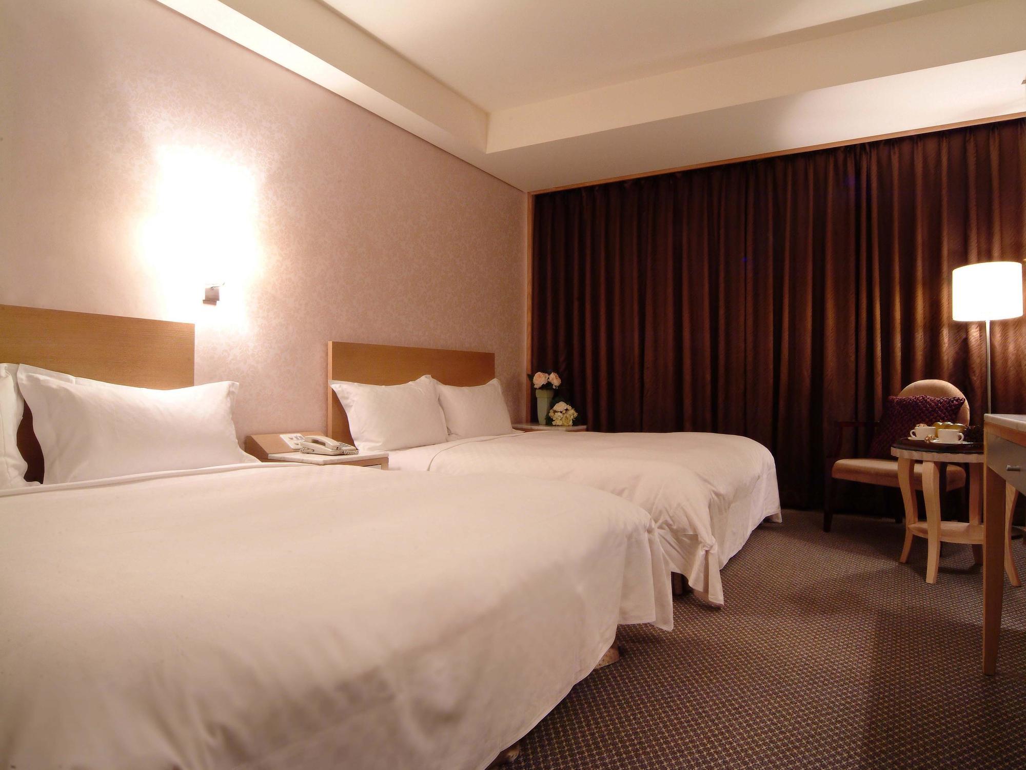 Keebe Hotel Keelung Extérieur photo